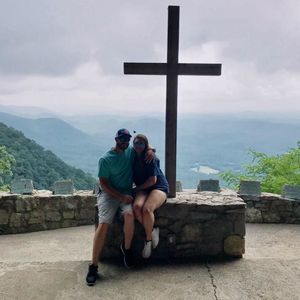 Meet your Posher, Caitlin